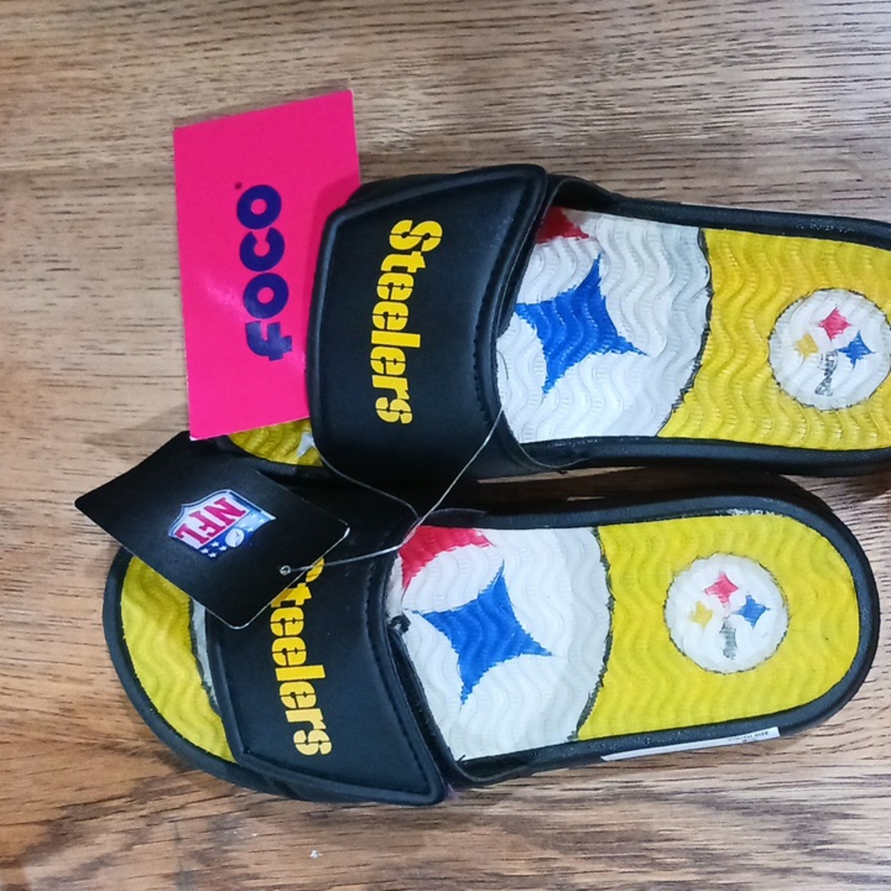Brand new youth size S Pittsburgh steelers slides sandles